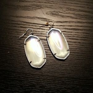Kendra Scott Danielle earrings